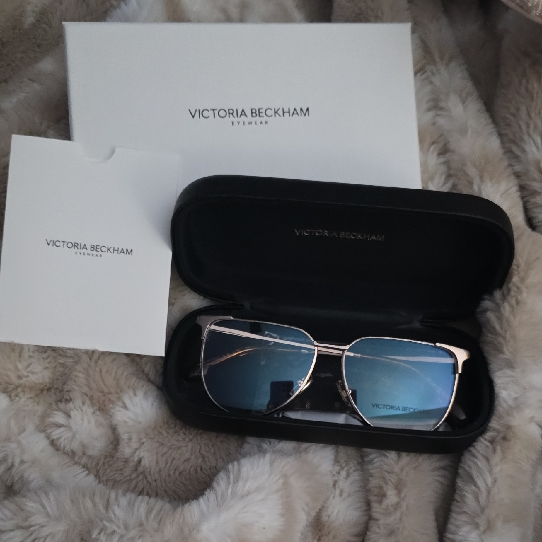 Victoria Beckham Stylish Rx Glasses